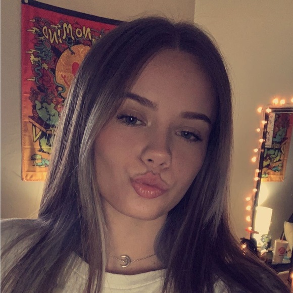 Meet your Posher, Lexi - Picture 1 of 1